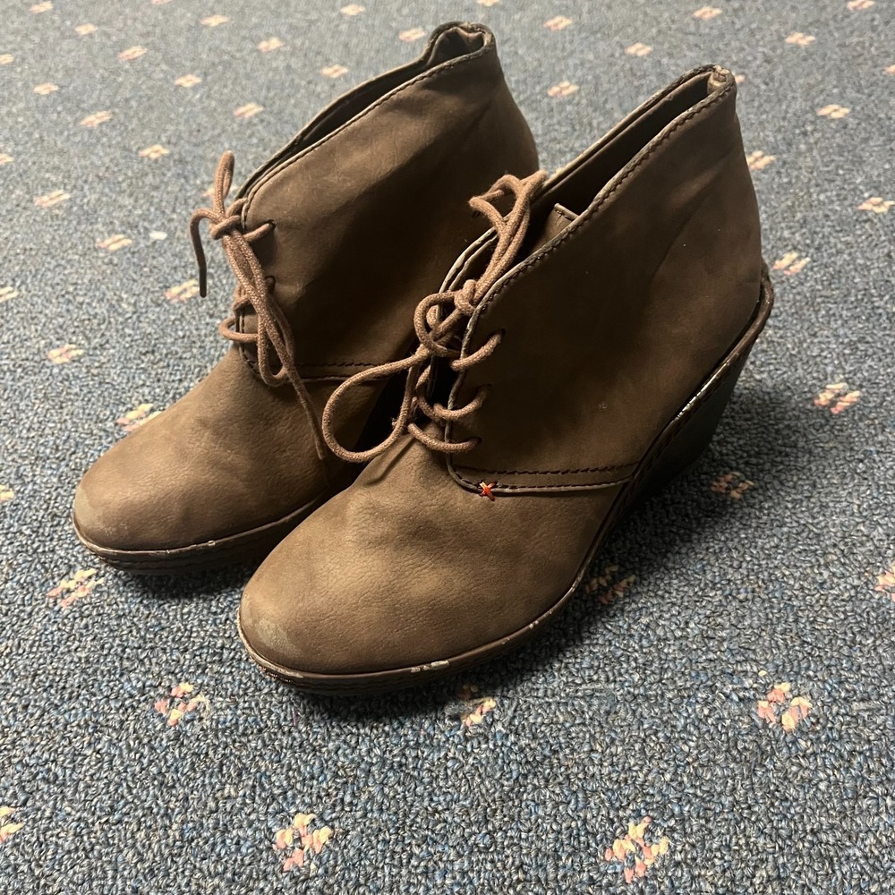 Dr Scholls Boots Womens Size 7.5M Bethany Ankle Bootie Wedge Brown Faux Leather